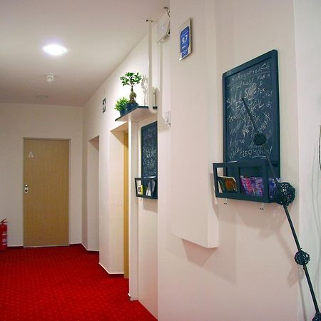 Red Carpet Rooms Zagreb Extérieur photo