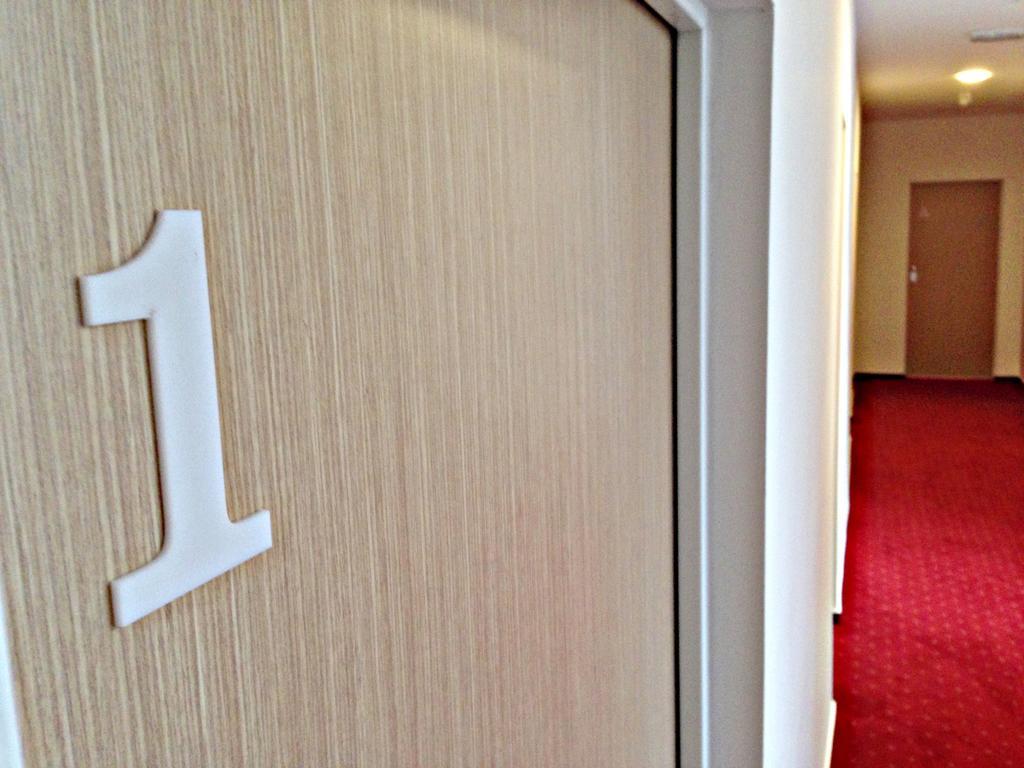 Red Carpet Rooms Zagreb Extérieur photo